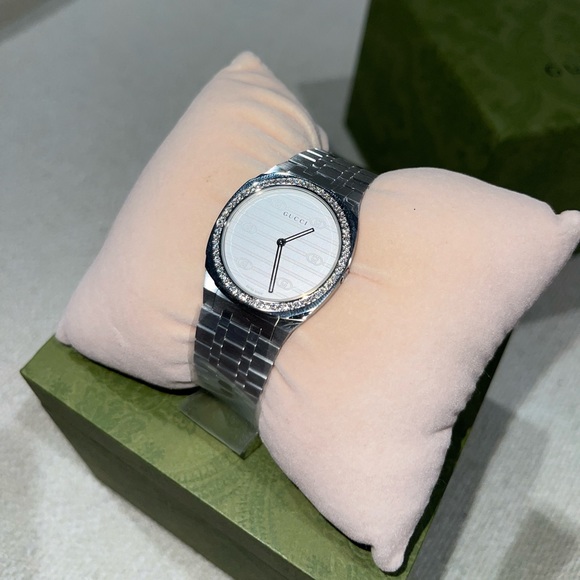GUCCI 25H Watch (30MM) - Picture 3 of 9